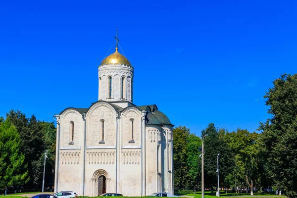 Catedral de San Demetrio en Vladimir, Rusia — Foto de Stock