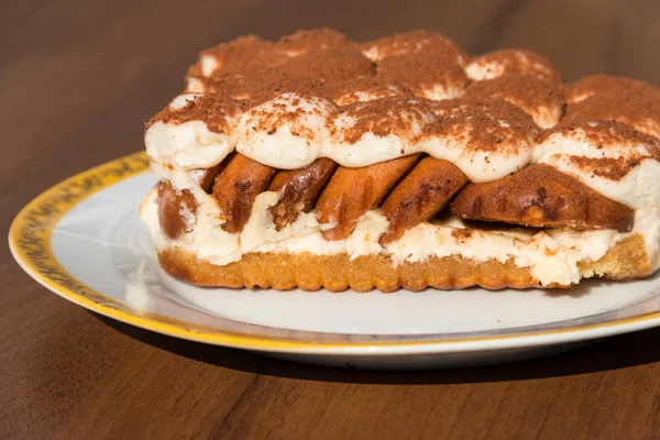 Traditionell Italiensk Dessert Tiramisu Ett Bord — Stockfoto