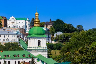 Ukrayna 'daki Kiev Manastırı olarak da bilinen Kiev Pechersk Lavra' nın manzarası