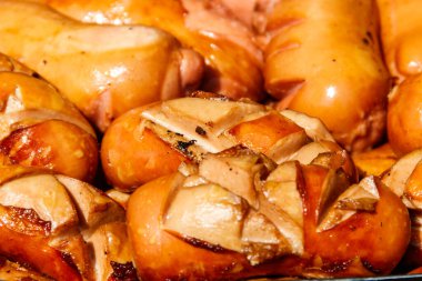 Izgara sosislerin arka planı.