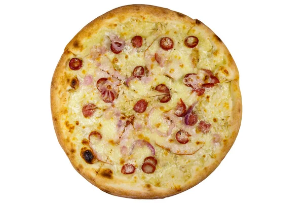 Läcker Färsk Pizza Med Korv Röd Lök Och Ost Isolerad — Stockfoto