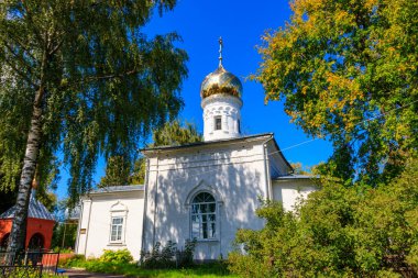 Murom, Rusya yakınlarındaki Karacharovo köyündeki Kutsal Şehitler Kilisesi Guriy, Samon ve Aviv