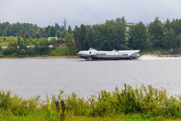 Hydrofoil Boot Varen Wolga Rivier Yaroslavl Rusland — Stockfoto