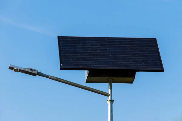 Energia Elétrica Ecológica Painel Solar Usado Para Iluminação Rua — Fotografia de Stock