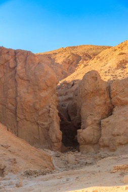 Mısır 'ın Lüksör kentindeki Nil Nehri' nin batı kıyısındaki krallar vadisinde