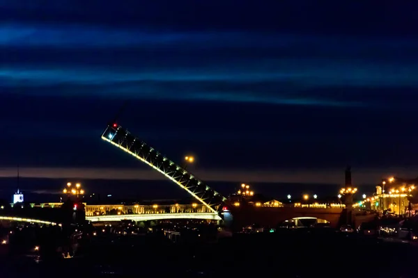 Apertura Del Puente Levadizo Trinity Vista Nocturna Del Puente Trinity —  Fotos de Stock