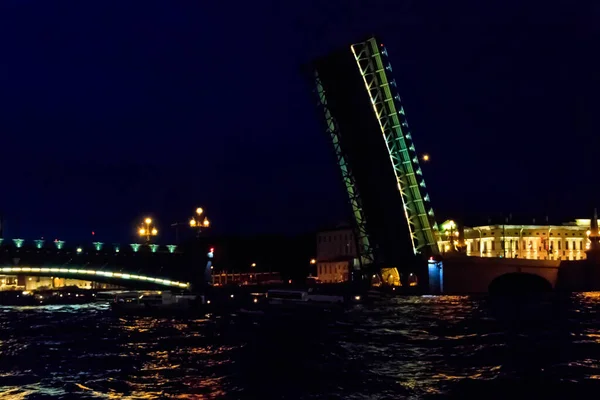 Otevření Padacího Mostu Trinity Noční Pohled Most Trojice Řeky Nevy — Stock fotografie