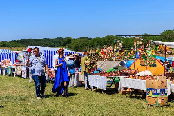 Regiunea Dnipropetrovsk Ucraina Iunie 2018 Oameni Necunoscuți Timpul Festivalului Etno — Fotografie, imagine de stoc