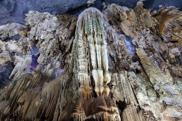 Inside Phong Nha Cave, Ke Bang National Park, Vietnam — Stock Photo, Image