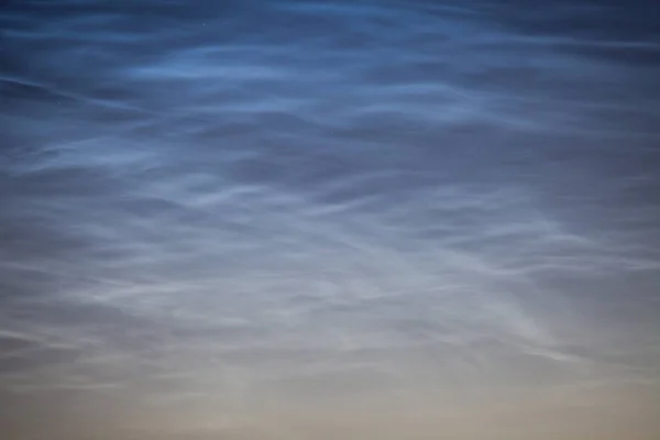 Nächtliche Wolke (nlc, Nachtwolken), wolkenartige Phänomene in der Mesosphäre — Stockfoto