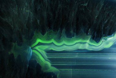 Arka plan - koyu yeşil akik mineral kesit