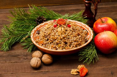 Kutya. Ukrayna, Beyaz Rusya ve Polonya geleneksel Noel yemeği.