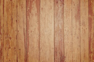 Eski püskü boya ile dikey sarı-kahverengi panoları. Eski çit