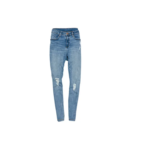 Modrá roztrhané džíny. Módní pojem. Izolovaný. Bílé pozadí — Stock fotografie
