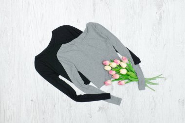 Gri ve siyah en fazla, Lale buketi. Moda kavramı