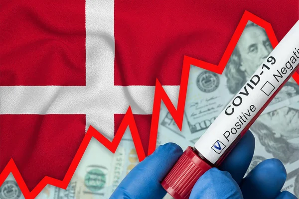 丹麦的科罗纳威斯国旗背景的验血结果呈阳性发病率增加 经济危机 — 图库照片