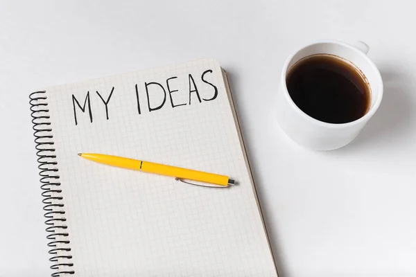 Notitieblok Met Inscriptie Mijn Ideas Pen Een Kop Koffie Bovenaanzicht — Stockfoto