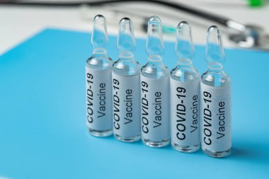 Coronavirus ilaçları. Asya gribi ve koronavirüs gribi. Covid-19 bulaşıcı hastalığa karşı aşı.