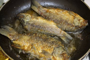 Pan kızarmış balık