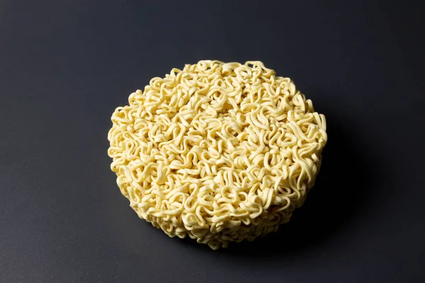 Raw instant noodles close up — 스톡 사진