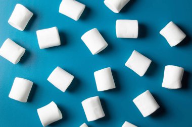 Beyaz lokum, yaklaş. 