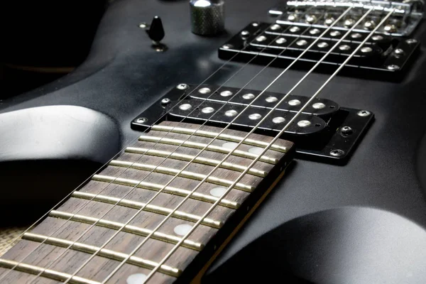 Detalj av en elgitarr — Stockfoto