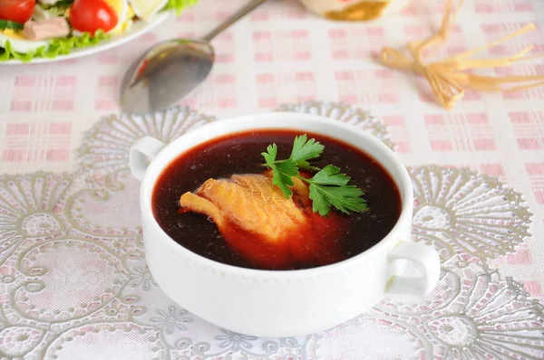 Sup Pedas Disajikan Dalam Cangkir — Stok Foto