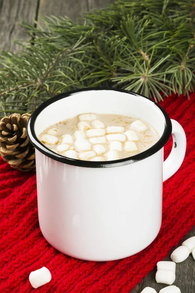 Cup of hot cocoa with marshmallows on a dark background — Stock Photo, Image