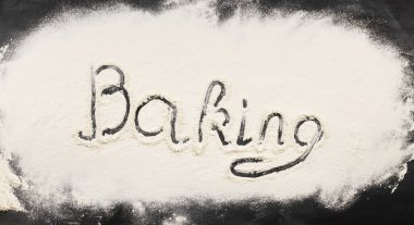 Beyaz un koyu arka plan üzerinde. Üstten Görünüm. Gıda arka plan