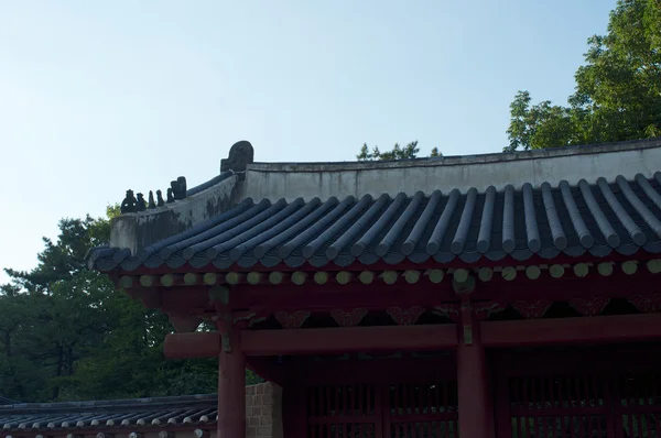 Palácio em Seul, Coreia do Sul no verão — Fotografia de Stock