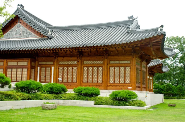 Rumah tradisional Korea di musim panas, Korea Selatan — Stok Foto