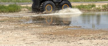 Güçlü off-road ışınlayıcısı, özel görevler için tüm arazi araçları