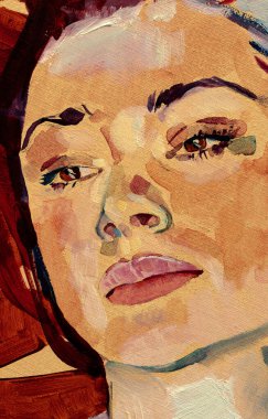 Çekici genç kadın poz veriyor. 