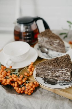 Tatlı ile hizmet çay