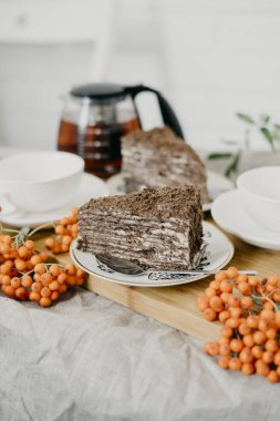 Tatlı ile hizmet çay