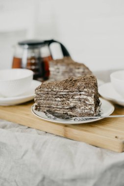 Tatlı ile hizmet çay