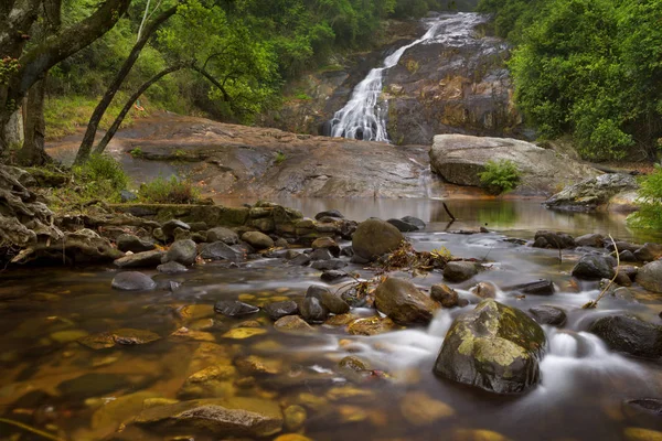 Le cascate Debengeni nel Magoebaskloof in Sud Africa — Foto Stock