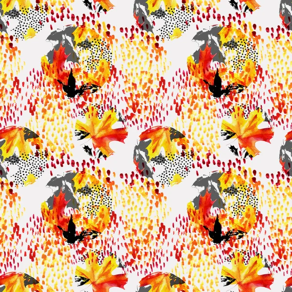 秋葉水彩シームレス パターン 手の描かれたカエデの葉 落書き グランジ サークル内のテクスチャーを走り書き 秋デザインの自然な背景は 水彩イラスト — ストック写真