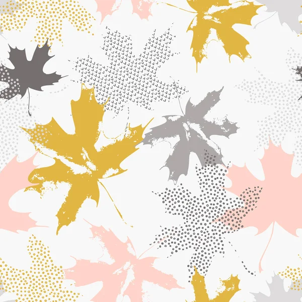 Abstract maple leaves seamless pattern in gold and grey colors. — Stock fotografie