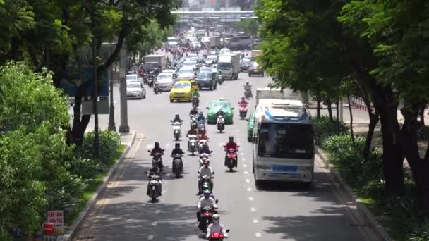 Traffic in Ho Chi Minh City — Stockvideo