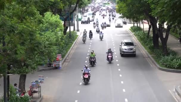 Motorkerékpár forgalom Ho Chi Minh city — Stock videók