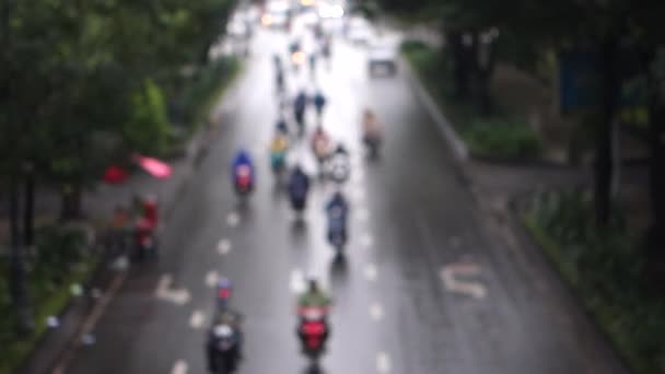 Tráfico en Vietnam, fuera de foco — Vídeo de stock