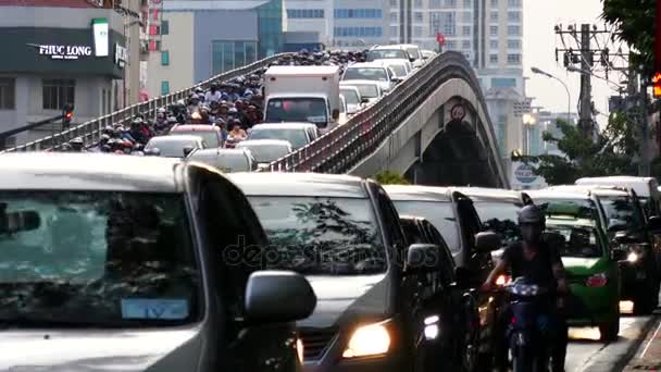 Traffic jam in Ho Chi Minh city — Stock Video