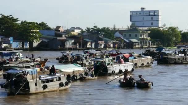 2017 蔡嚷湄公河水上市场是特征为西江地区休闲和乡村在芹苴市越南商业农产品 — 图库视频影像