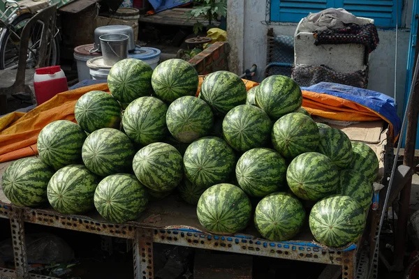 Mnoho Velkých Sladké Zelené Melouny Prodávají Trhu Ekologickými Potravinami Cai Royalty Free Stock Obrázky
