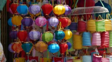 Lanern için satmak Luong Nhu Hoc Caddesi'nde, Vietnam
