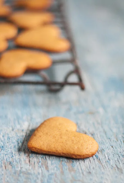Kształt ciasteczek-serce w stylu shabby niebieski — Zdjęcie stockowe