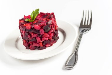 salata sos izole beyaz arka plan clos bir plaka üzerinde