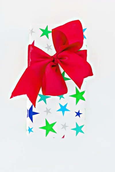 Gift box with red ribbon and bow isolated — Stock Photo, Image