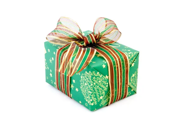 Piros és zöld karácsonyi ajándék elszigetelt szalaggal — Stock Fotó